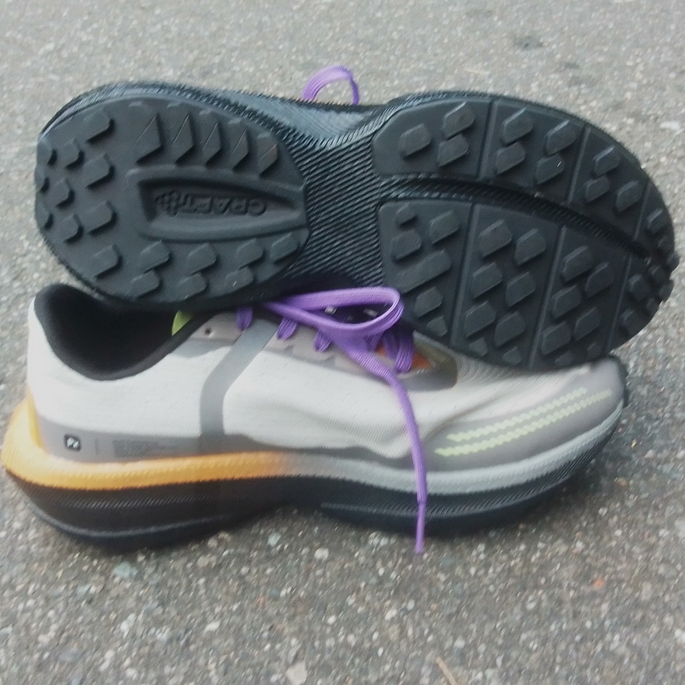 Craft Endurance Trail Shoes (New) - Picture 2 of 11